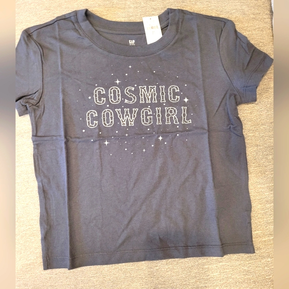 NWT - S (6-7) Girls Gap T-Shirt